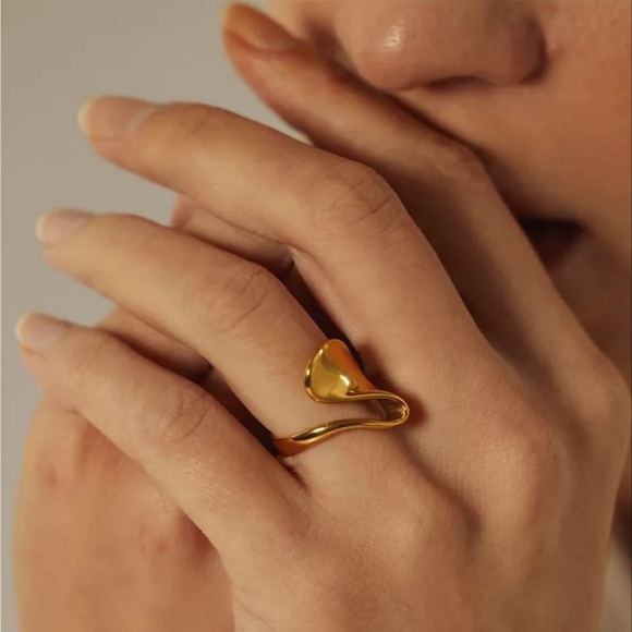 Jewelry - Minimalist Irregular Ring
